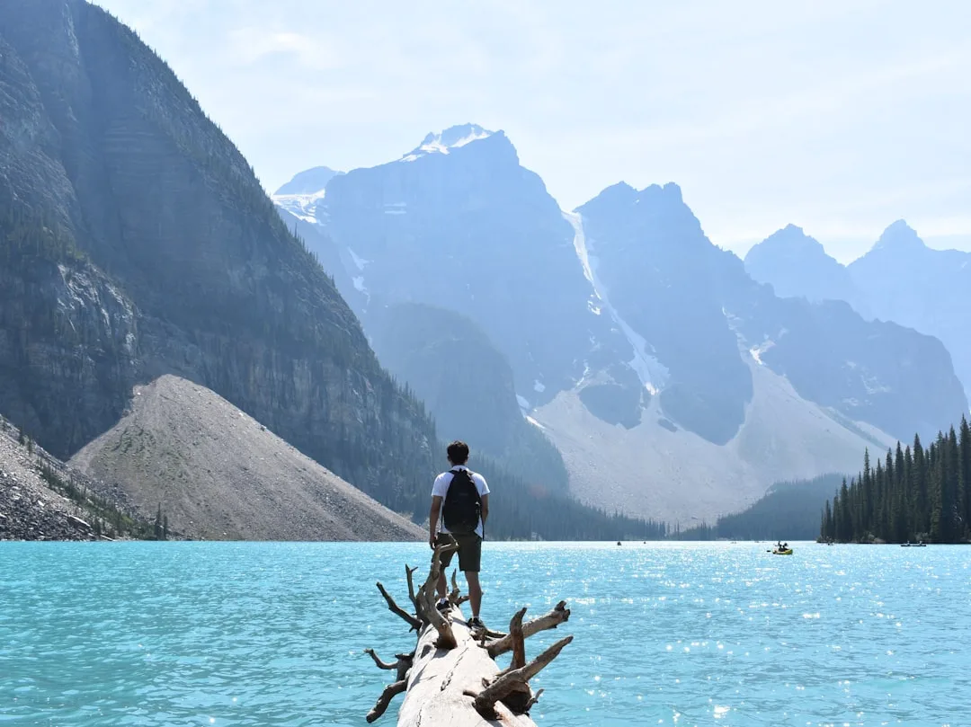 Alaska cruise route tracked for price changes
